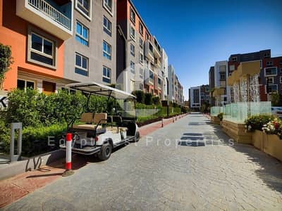 Luxury Apartment Ready To Move Fully Finished And Furnished Beside To AUC Fifth Settlement