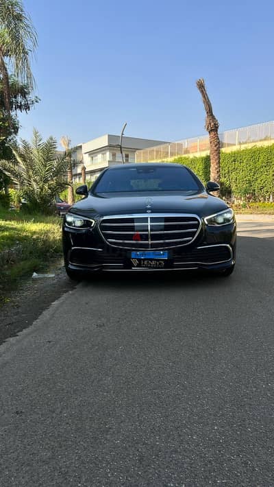 Mercedes-Benz S450 2023