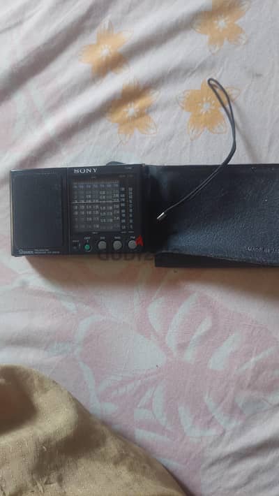 راديو سونى يابانى Fm . Am. Sw ٩باند