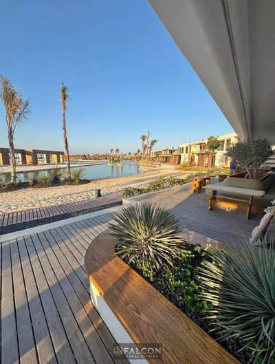 شاليه داريكت علي اللاجون و خطوات للبحر تشطيب vip لوكيشن مميز بجوار Playa - Ghazala Bay . Amwaj . Marassi