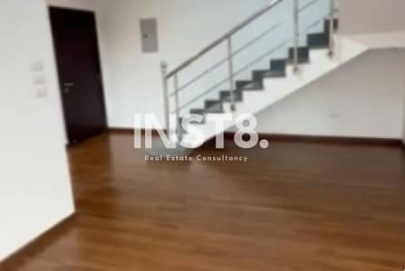 Luxury Triplex 3Bed with High Finishing and Private Roof