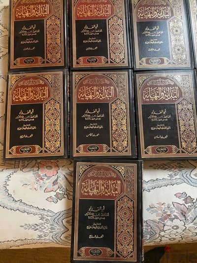 مجموعة من الكتب والمراجع الإسلامية القيمة للبيع