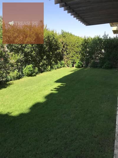 دوبلكس مع جاردن بمطبخ بالأجهزة وتكييفات في إيستاون - القاهره الجديده - eastown - new cairo