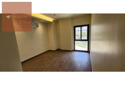 semi furnished Duplex with garden in villette