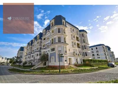 finished Middle Penthouse for sale in Mountain View Hyde Park -new cairo