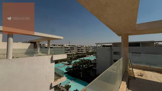Penthouse with private pool for sale in Lake View Residence  - new cairo
