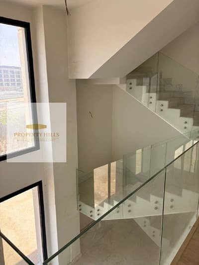 Villa for sale in Al-Shorouk with a direct view of the landscape in Al-Brouj Compound minutes from the British University