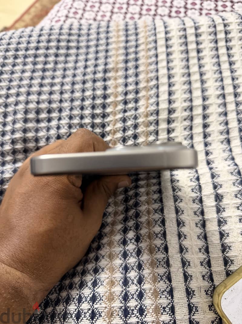 Apple - iPhone 15 Pro Max 4