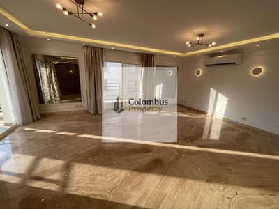 Ultra modern 3-bedroom semi-furnished apartment for rent in Hyde Park