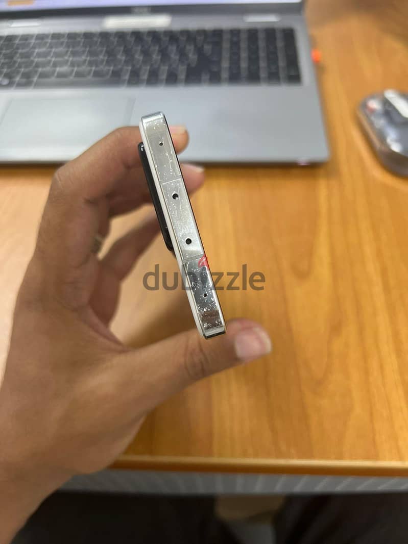 Xiaomi Mi 13 6