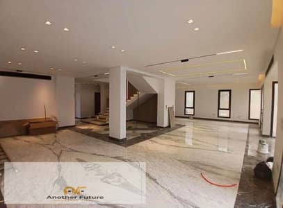 Villa ready to move on waslet Dahshour Sheikh Zayed 333 sqm located next to Mall of Arabia