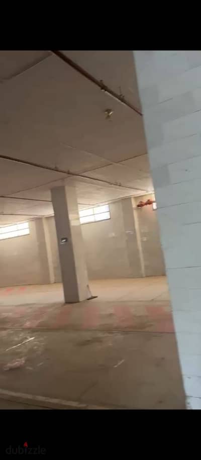 مصنع للايجارفى مدينه بدر  مساحه ٢٢٥٠م  صاله انتاج ١٣٥٠م خرسانه  مبنى ادارى دور  كهرباء ٣٠٠ك