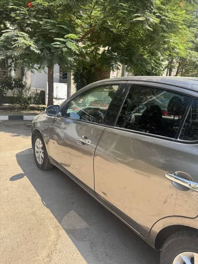 Nissan Sunny 2018