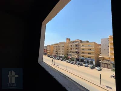 Apartment for immediate cash delivery on Main Al-Jamia Street