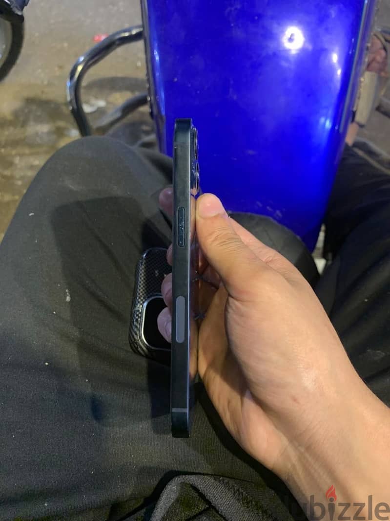Apple - iPhone 13 4