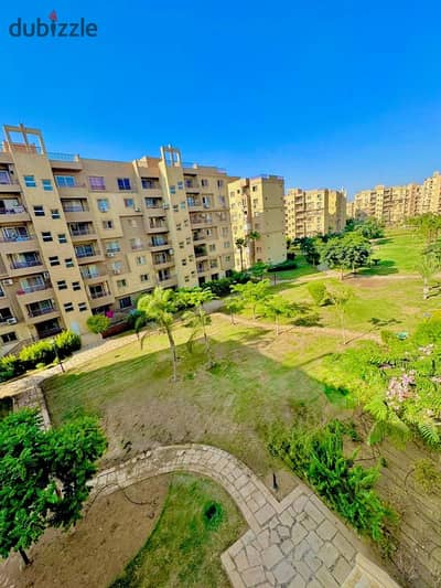 Apartment for sale in Madinaty 143m in the B6 view, Wide Garden, special finishing