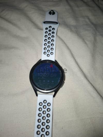 samsung galaxy watch 6 classic و معاها سترابات