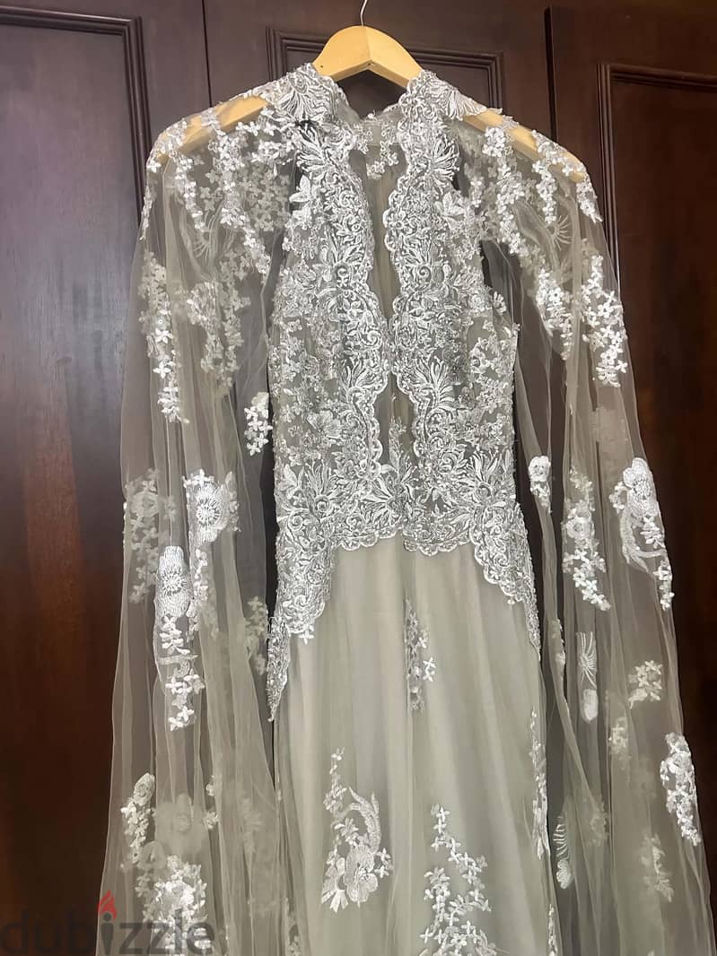 dress 1