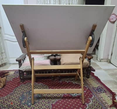 ترابيزة رسم هندسى للبيع معاها جوانتى هديه