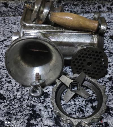 ادوات واجهزة المطبخ