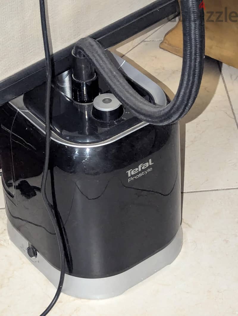 مكواة بخار تيفال 1