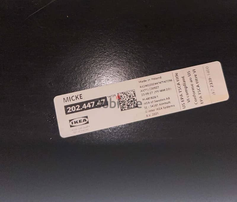 IKEA MICKE Desk 1