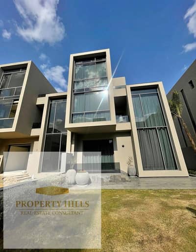 Villa for sale in fifth settlement and for deliver in waterway Ready for Viewing this photos from real  • Unit Type: twinhouse • Built-up Area: 366m² • Location: Waterway Compound – New Cairo • Status: Ready for viewing and ready for deliver Project Featu