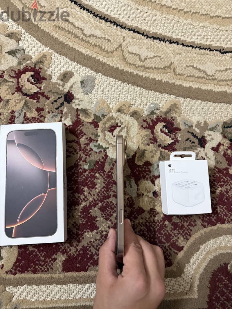 Apple - iPhone 16 Pro Max 3