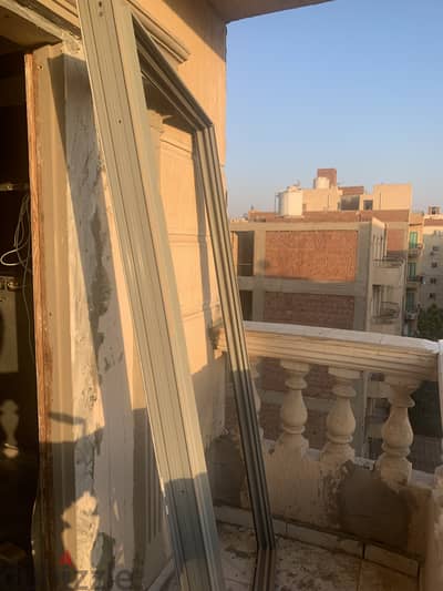 باب بلكونة الوميتال