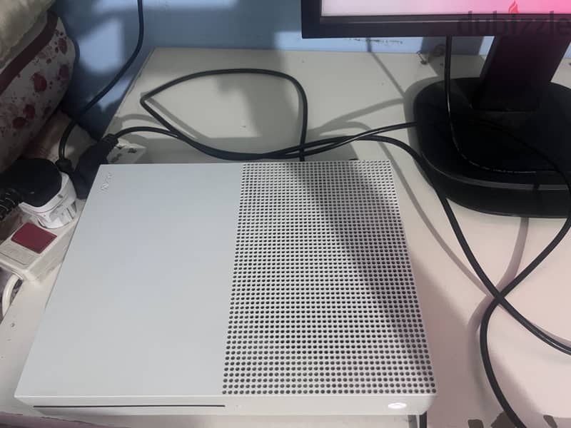 For sell Xbox one s 3