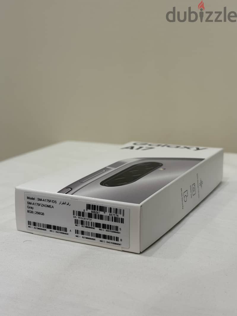Samsung A17 8GB-256GB 4