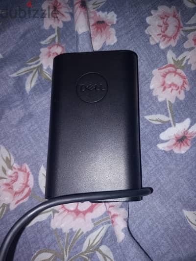 Dell 65.0W USB-C AC power adapter
