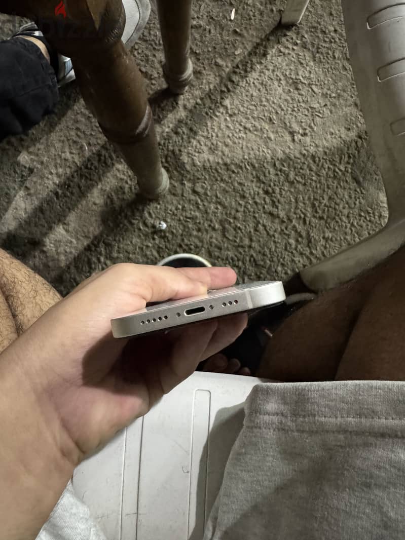 Apple - iPhone 13 4