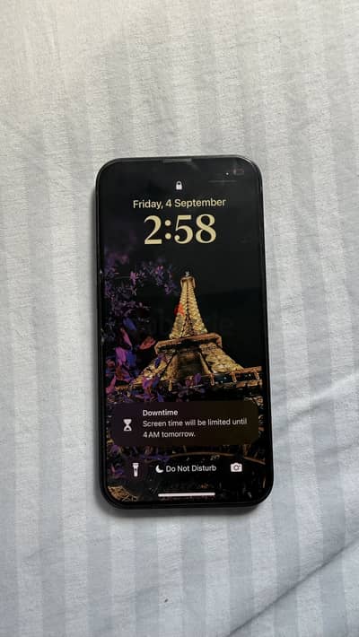 Apple - iPhone 13
