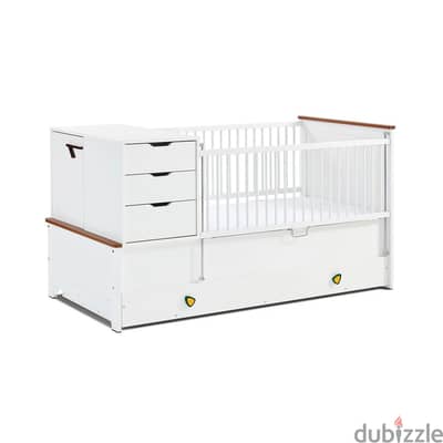 baby bed crib سرير اطفال ينفعهم لحد ما يكبرو