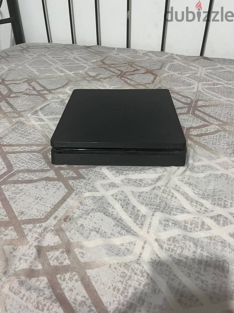 Playstation 4 slim 500 GB 1