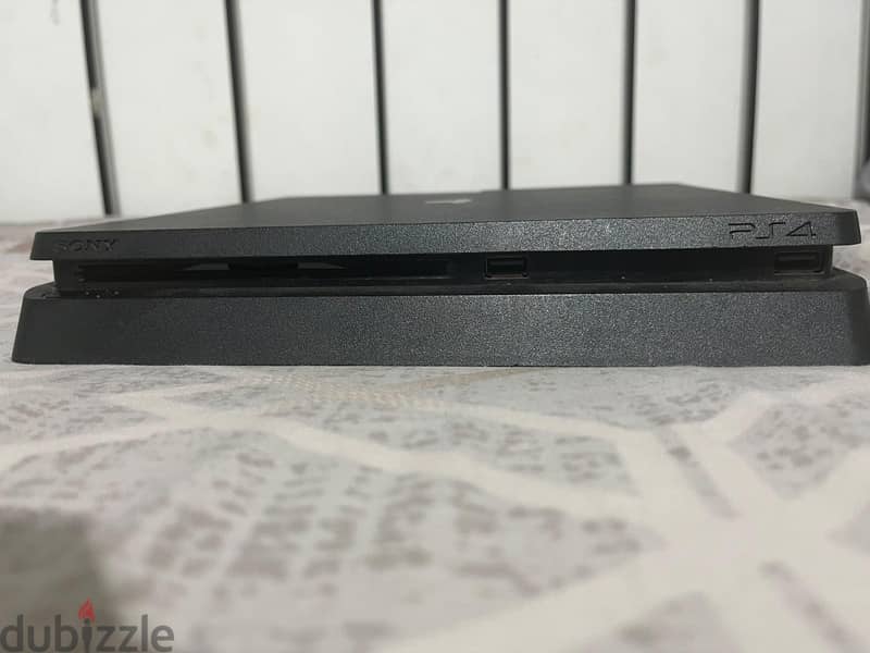 Playstation 4 slim 500 GB 2