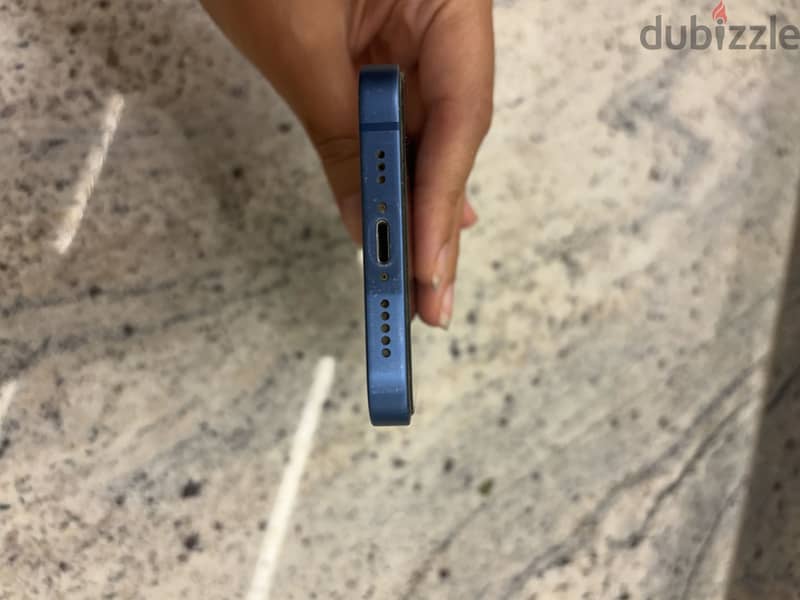 Apple - iPhone 13 -76% battery level 1