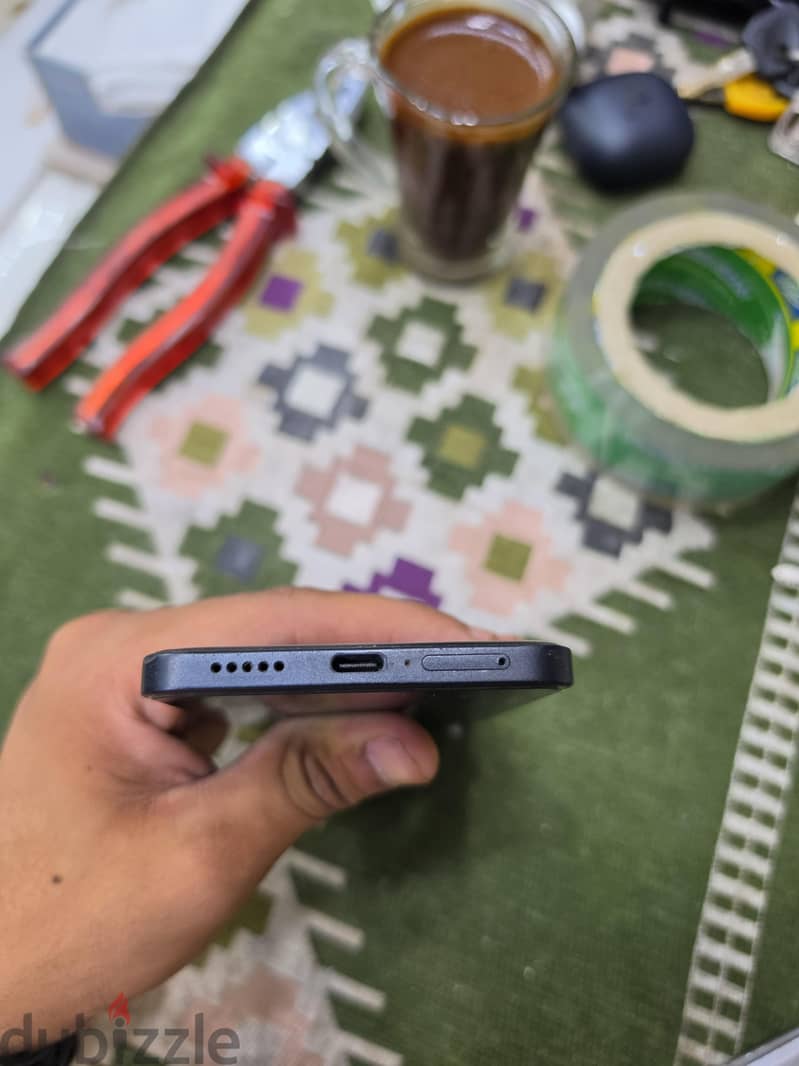 Xiaomi Poco F6 2