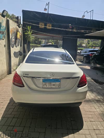 مرسيدس بنز سي 180 2018