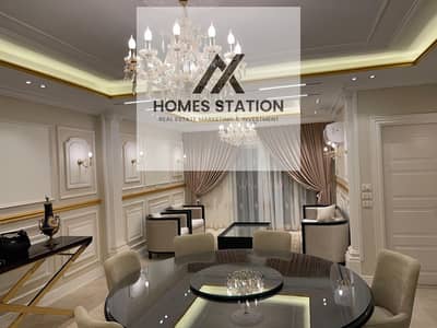 Luxury Fully Furnished Penthouse for Rent in Marasem Fifth Square, Featuring an Ultra Super Lux Design and Spacious Roof, Ideal for Elegant Living