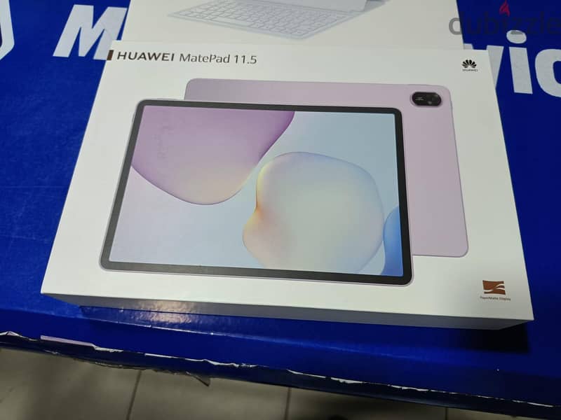 Huawei Mate 11.5 with pen and keyboard 6