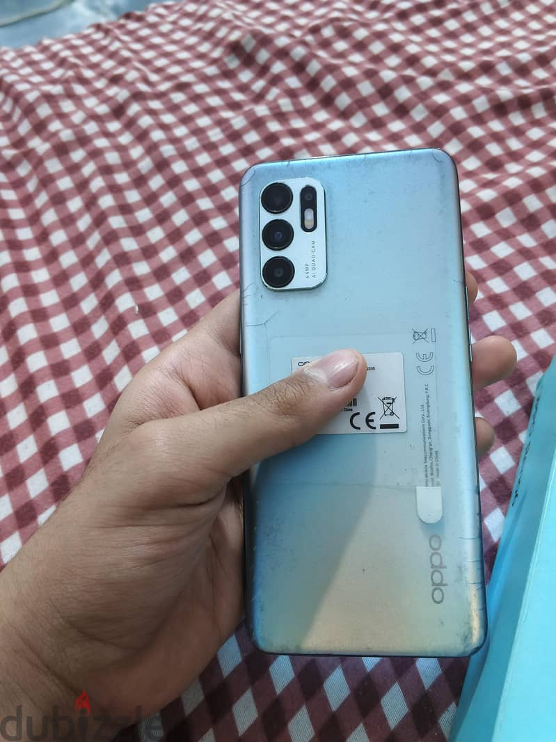 OPPO Reno6 2