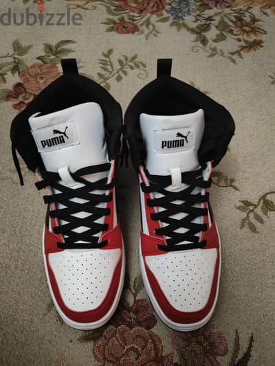 puma shoes size 40 used as new