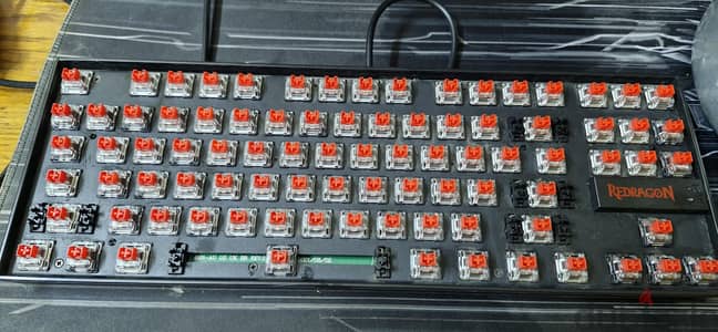Redragon K552 Mechanical Keyboard RGB Blacklit wired with RED SWITCHES