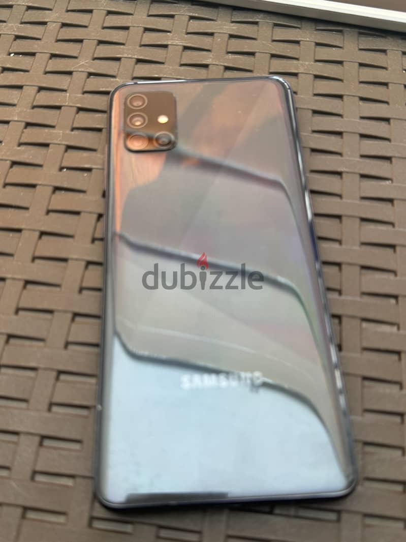Samsung A51 1