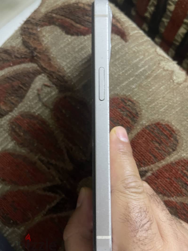 Apple - iPhone 13 1