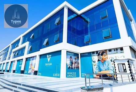For rent furnished office in Trivium Mall, Sheikh Zayed City, first floor, fully finished, ultra super lux with air conditioning.