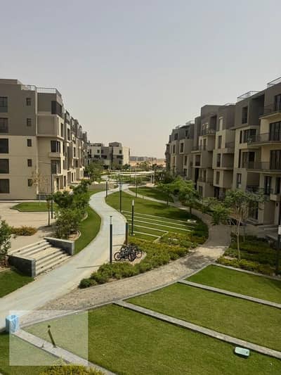 apartment ready to move resale in SODIC east in prime location