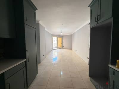 شقة للبيع في Maadi Gardens (المعادي جاردنز)  بإسكان الصيادلة